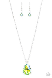 Illustrious Icon Necklace (Green, Blue)