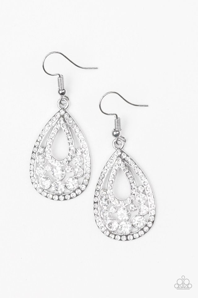 Sparkling Stardom Earring (Black, White)