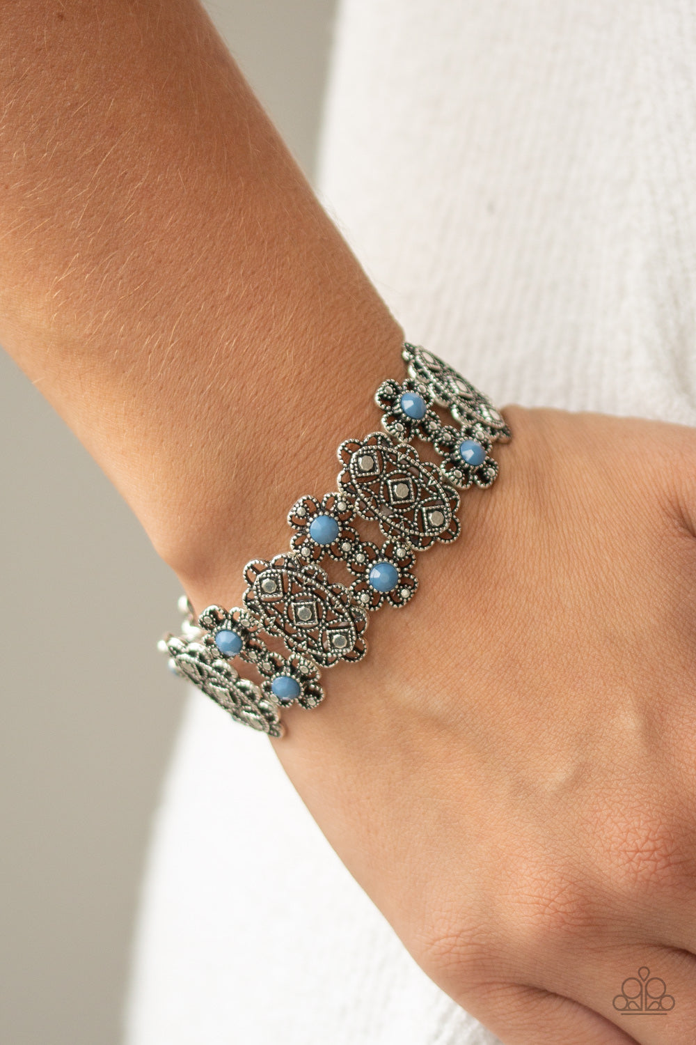 Majestic Gardens Blue Bracelet