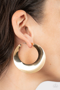 Power Curves Gold Earring