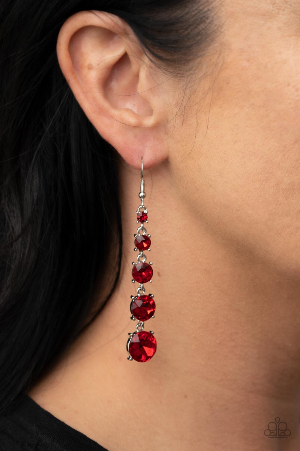Red Carpet Charmer Earring (White, Red)