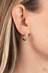 Starfish Showpiece Earring (White, Gold, Multi)