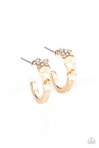 Starfish Showpiece Earring (White, Gold, Multi)