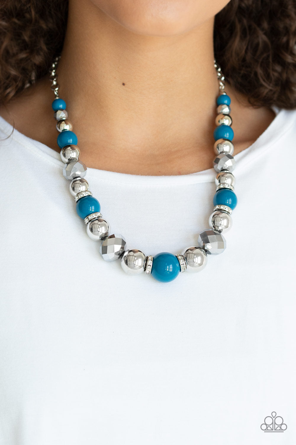 Weekend Party Blue Necklace