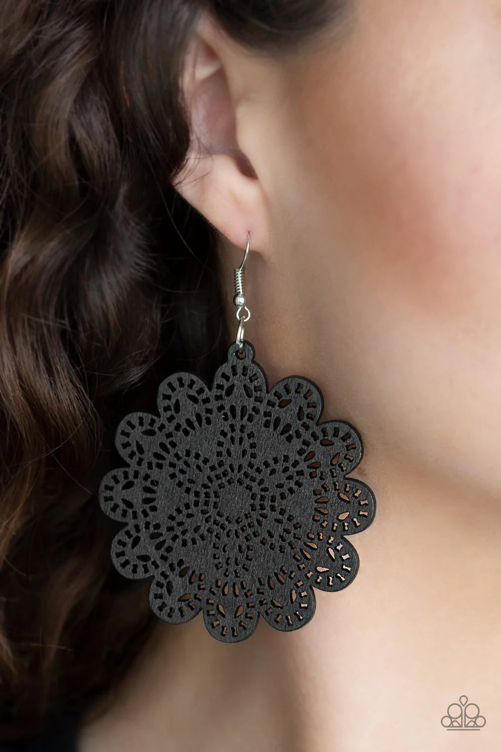 Coachella Cabaret Black Earrings
